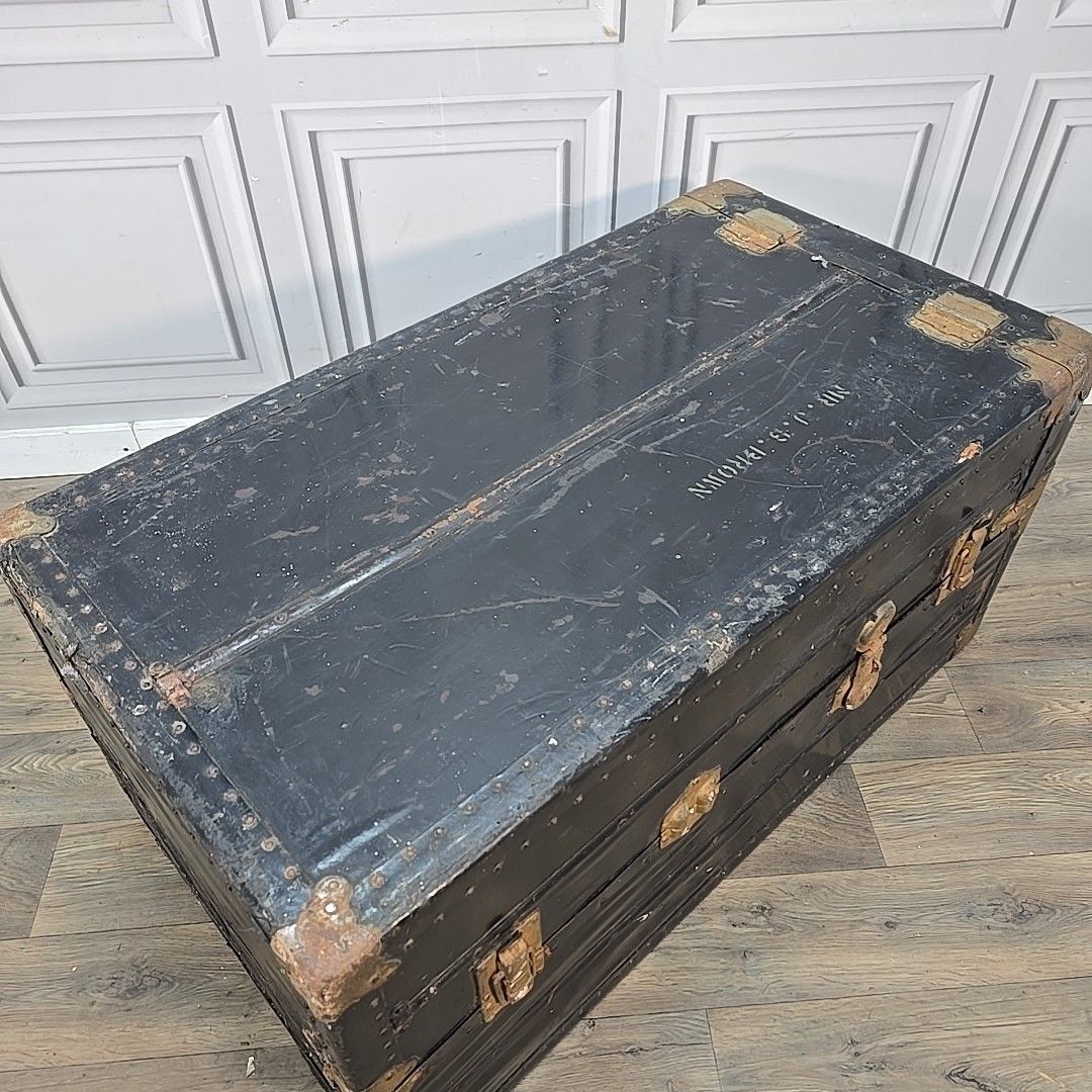 Antique Steamer Trunk Wardrobe Clothes Chest Cabin Trunk Drawers Hanging Rail photo vinterior