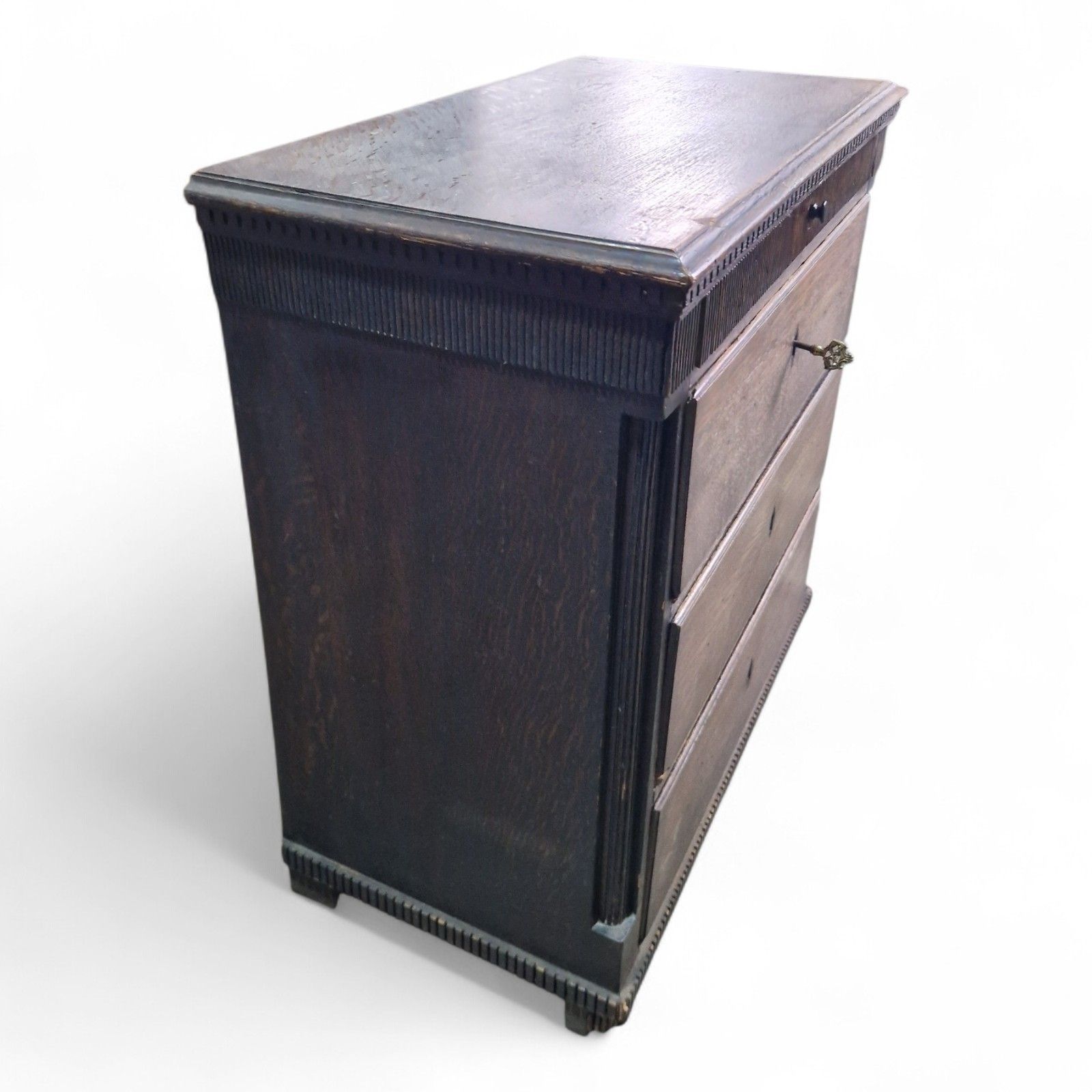 photo furniture Antique Continental Rustic Drawers Oak Chest Of Drawers Lockable Storage