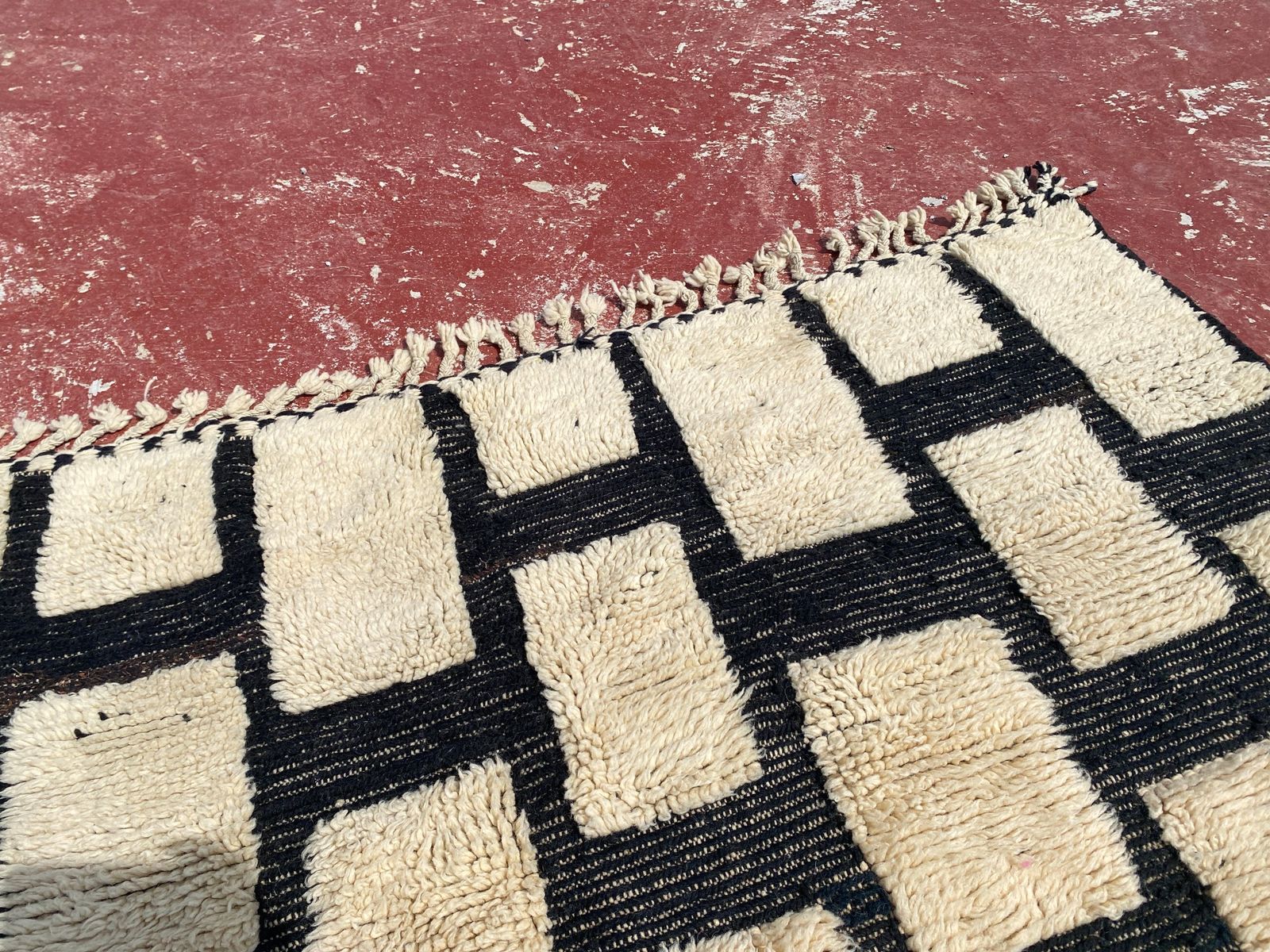 Textiles Beni Ourain Moroccan Rug – 230 X 160 Cm | Handwoven Wool | Black & Cream Geometric Grid Berber Carpet photo