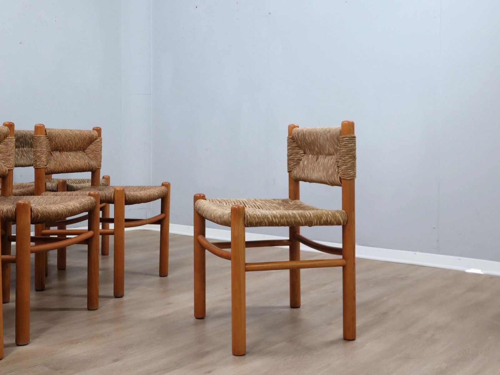 Set Of 8 Chairs 1960s Charlotte Perriand Style Woven Straw & Wood photo vinterior
