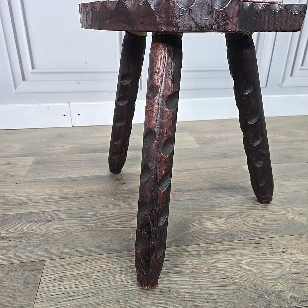 Retro Vintage Spanish Stool Brutalist Wooden Carved Horseshoe Tripod Seat photo 70.0