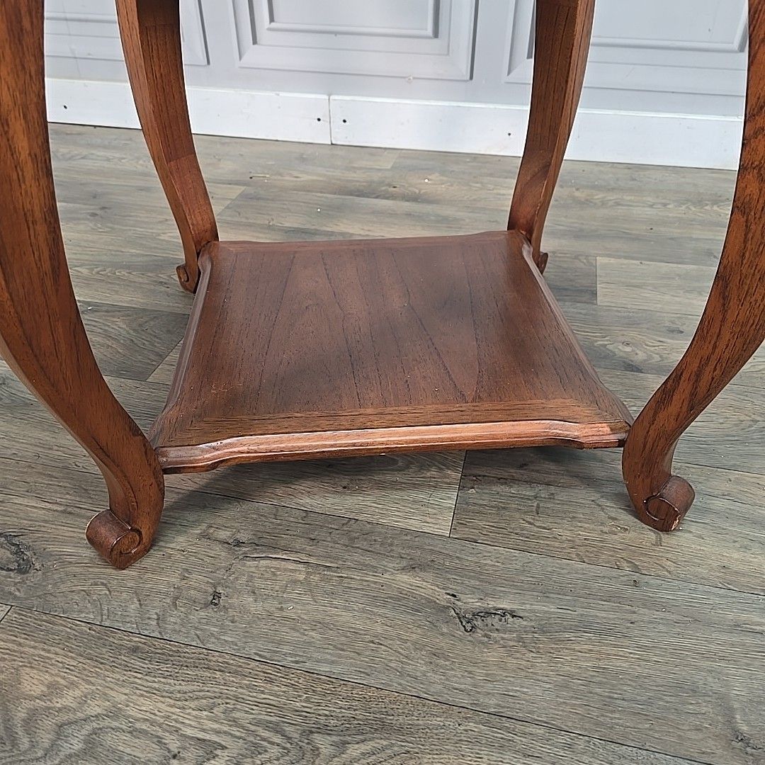 Furniture Vintage Side Lamp Table  Hard Wood Coffee Square Carved Legs Antique Style Retro photo