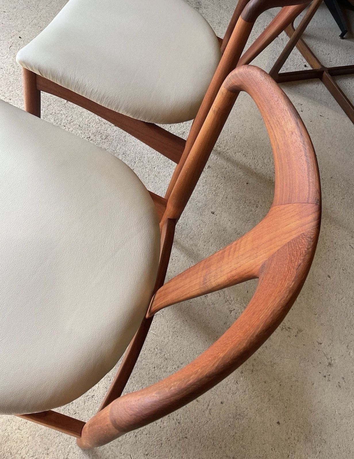 2985.0 Danish Dining Chairs 'Juliane' By Johannes Andersen For Uldum Møbelfabrik photo