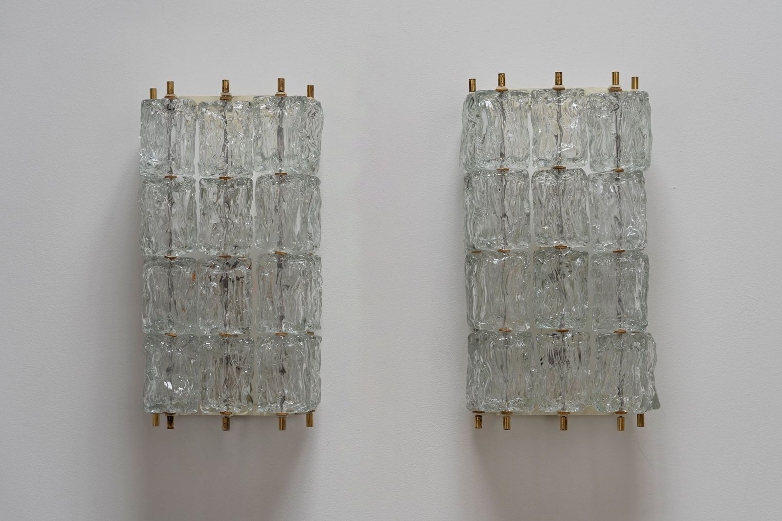 Wall Lights In Ice Glass And Brass From Barovier And Toso, 1960s, Set Of 2