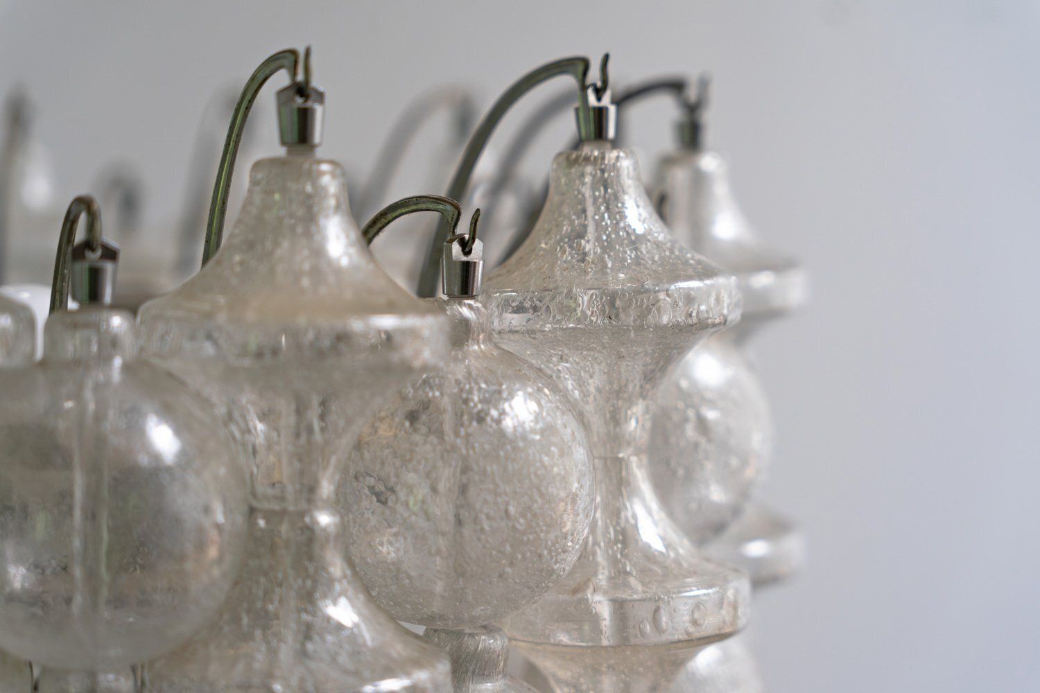 Hollywood Regency Murano Glass Tulip Chandelier, 1960s photo vinterior