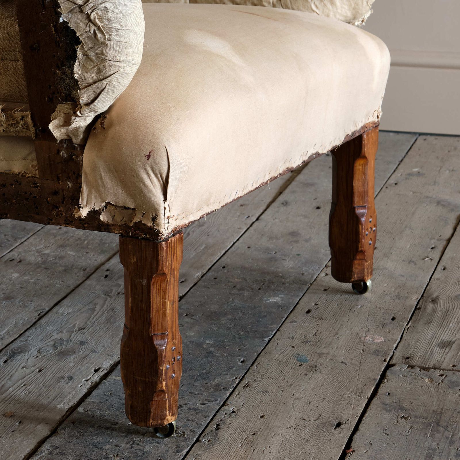 Furniture Mid 19th Century Armchair Attributed To Gillows photo