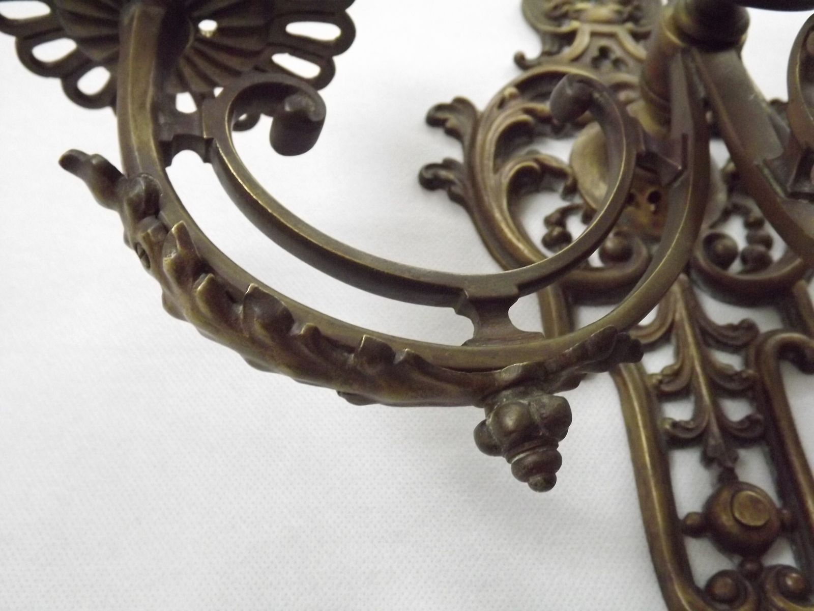 photo vinterior Pair Of Large Heavy Victorian Bronze Triple Wall Sconces Griffin Acanthus & Flower Detail