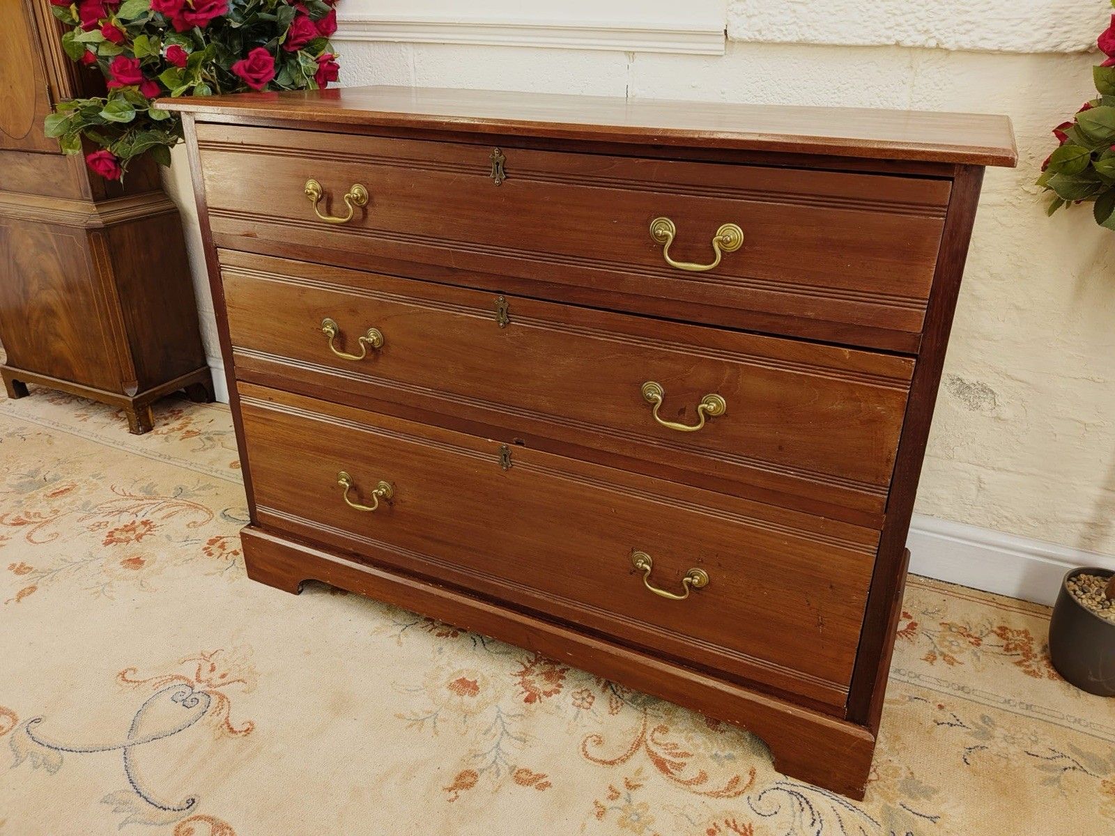 Edwardian Solid Walnut Graduating Chest Of Drawers photo for sale