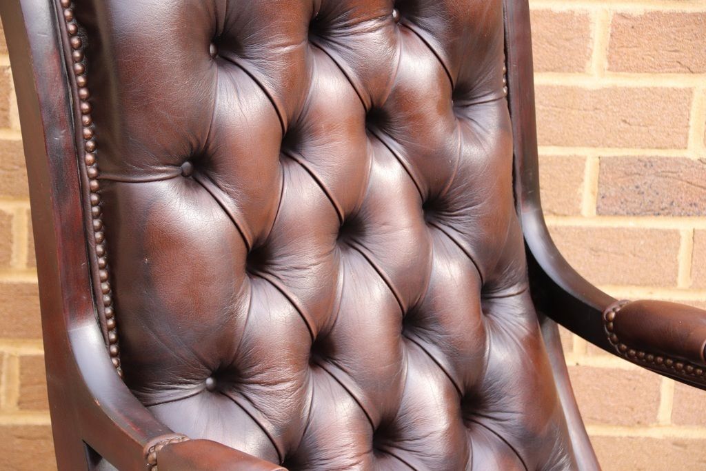 photo vinterior Chesterfield Slipper Chair