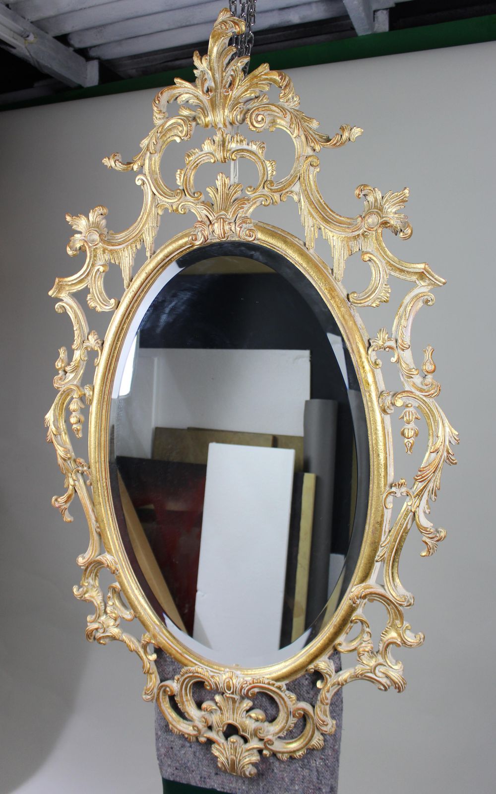 Large Italian Rococo Style Carved Giltwood Oval Wall Mirror, Florentine, 20th Ce photo vinterior