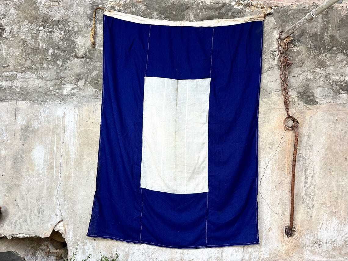 Vintage Royal Navy Nautical Signal Flag Letter 'P' 'Papa Military Broad Arrow Large photo furniture