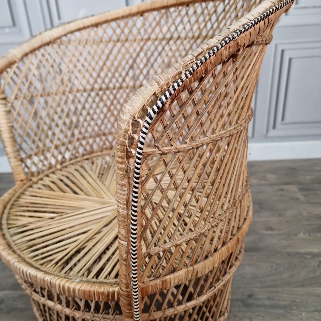 photo vinterior Vintage Wicker Peacock Chair Small Cane Tub Armchair Retro Mid Century Mcm