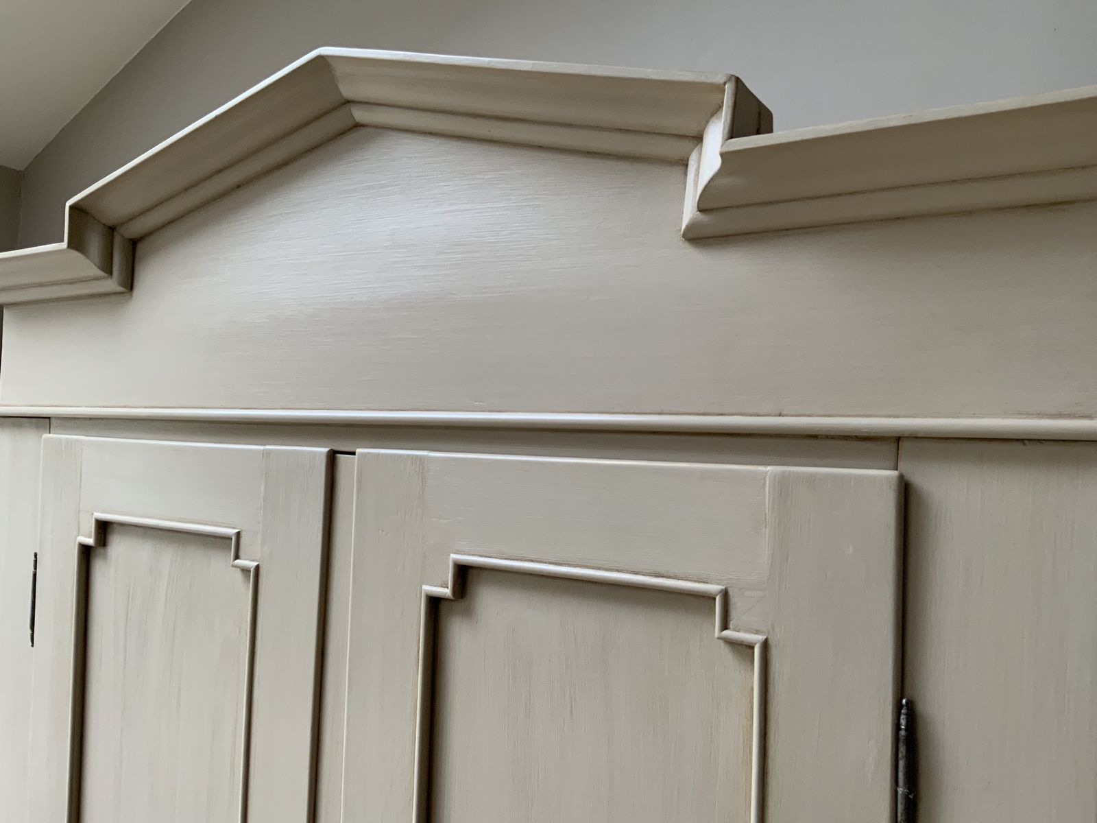Restored Antique Pine Continental Knockdown Wardrobe Armoir Painted photo vinterior