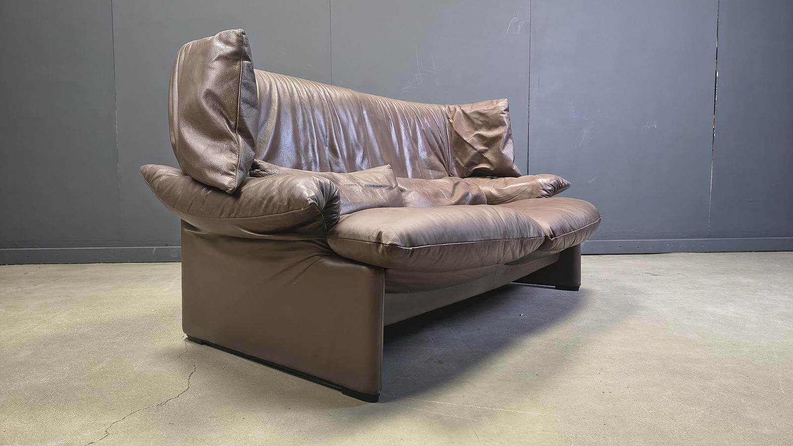 Porto Venere Sofa By Vico Magistretti For Cassina, 1970s photo buy