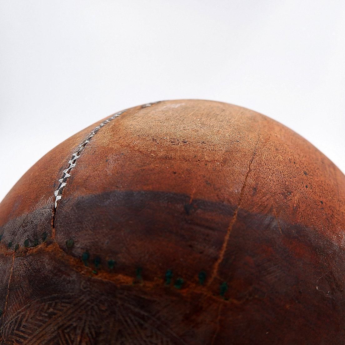 Large Carved Tribal Wooden Bowl, Wabi Sabi Style, 20th Century, 32.5cm photo Home Decor