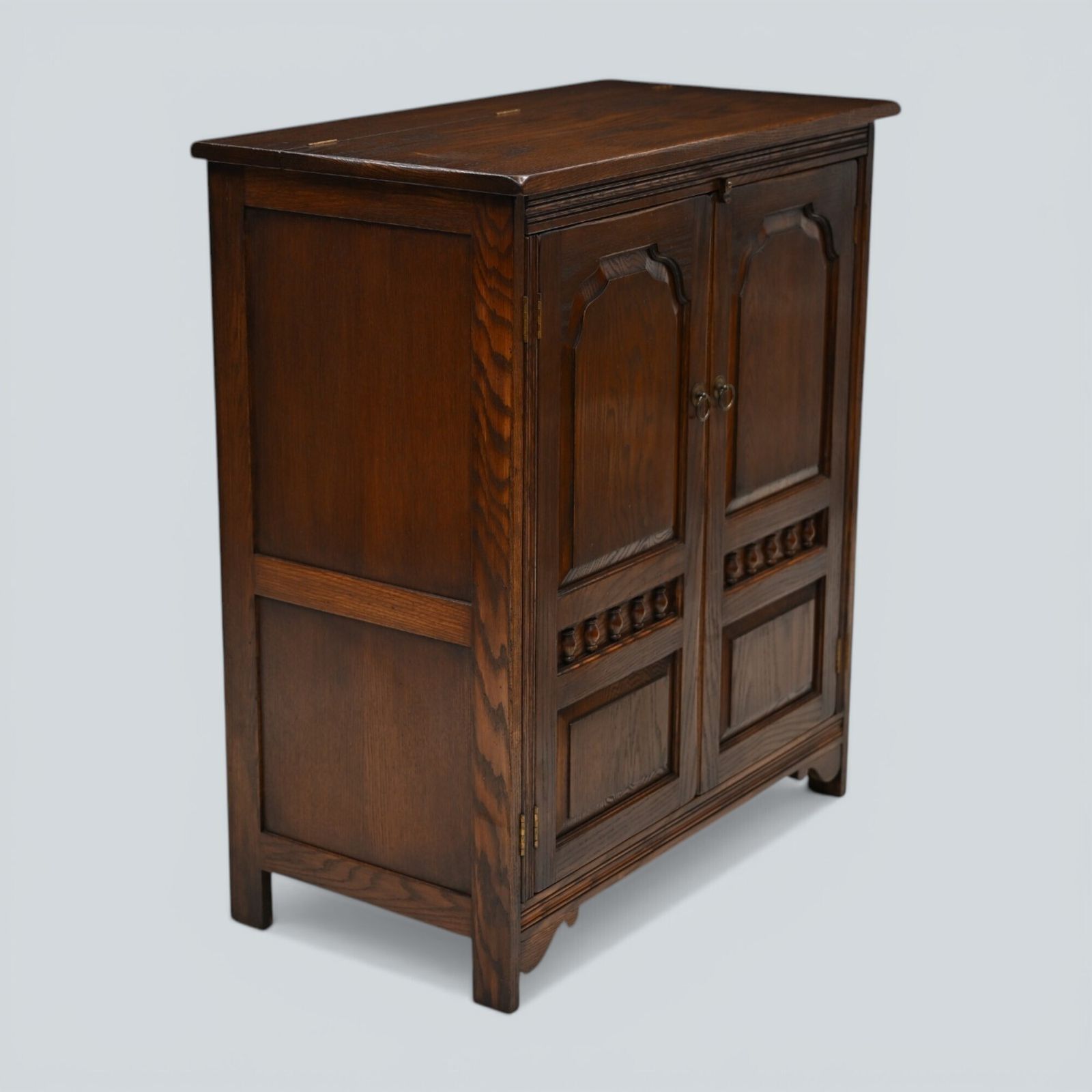 photo furniture Reprodux Hi Fi Cabinet Record Player Area Free Uk Delivery