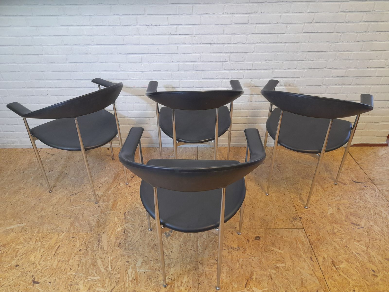 Set Of 4 Fasem P40 Diner Chairs