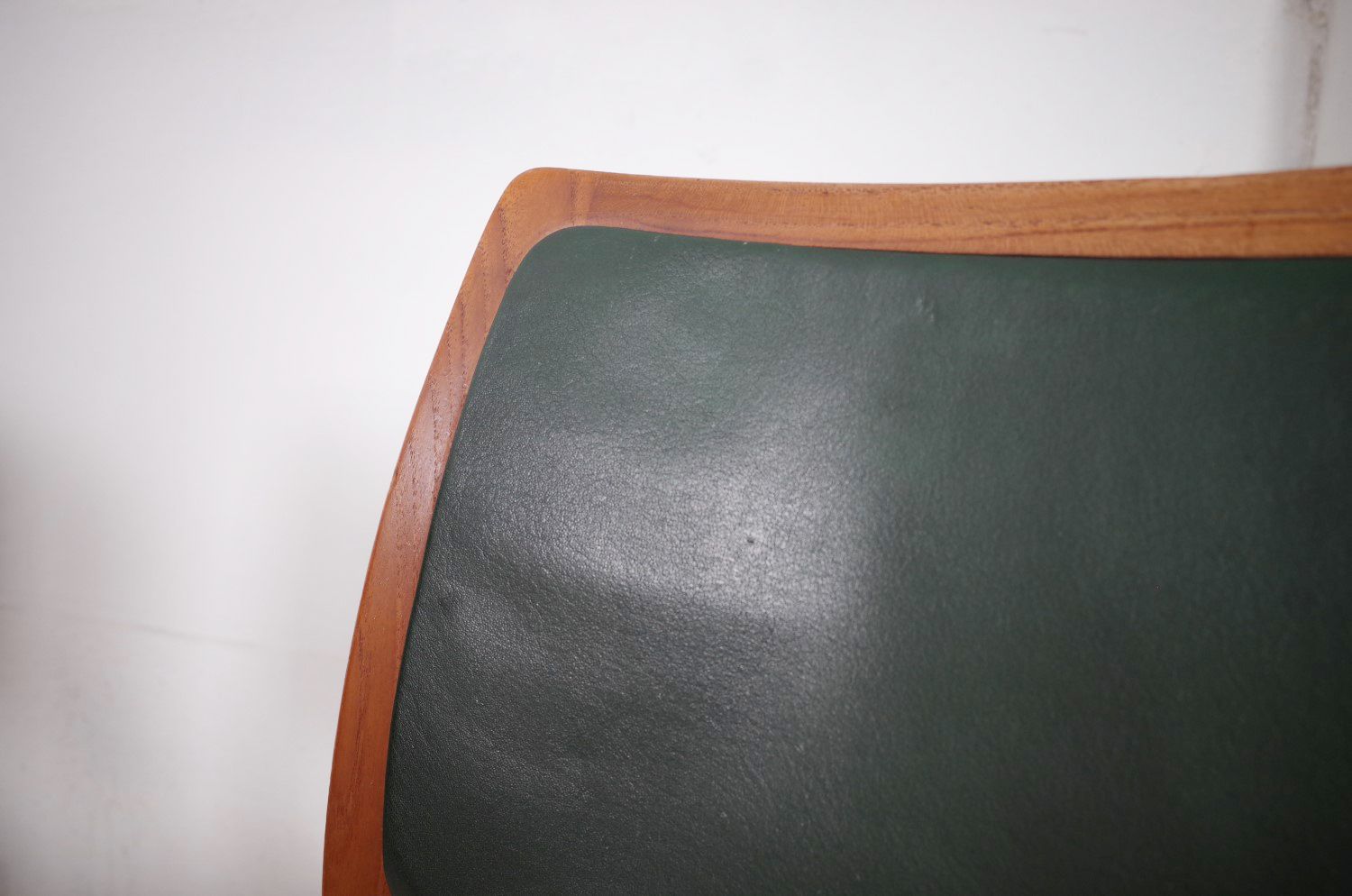 Danish Model 80 Dining Chairs By Niels O. Møller 1960s Set Of 3 photo buy
