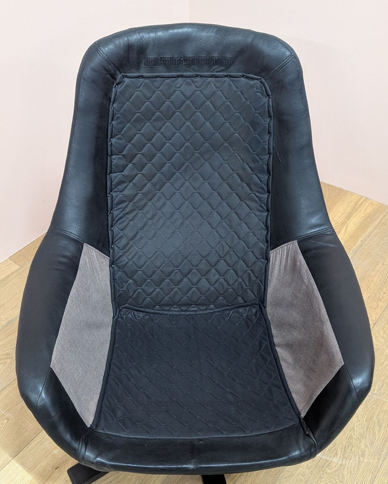 525.0 Original Midcentury Danish Leather Swivel Chair By Bramin photo
