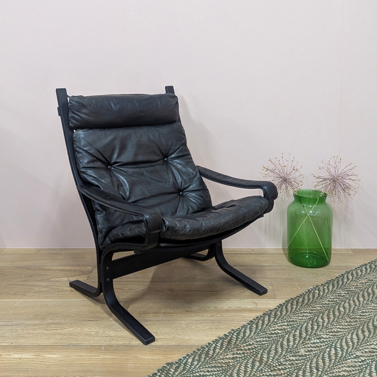 Midcentury 1970s Tall Leather ‘Siesta’ Chair By Westnofa