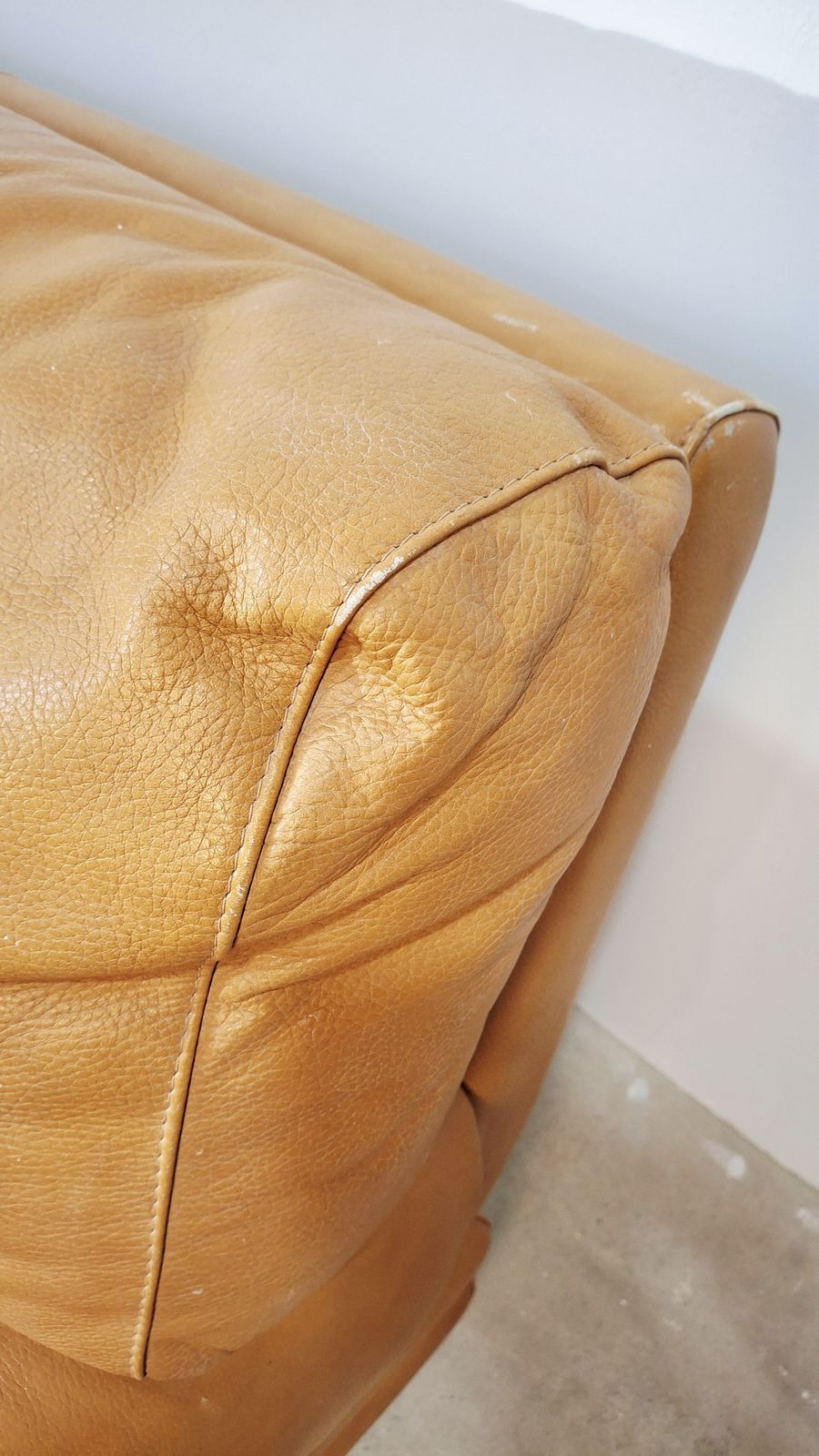 600.0 70s Italian Lounge Leather Chair 1 Of 2 photo
