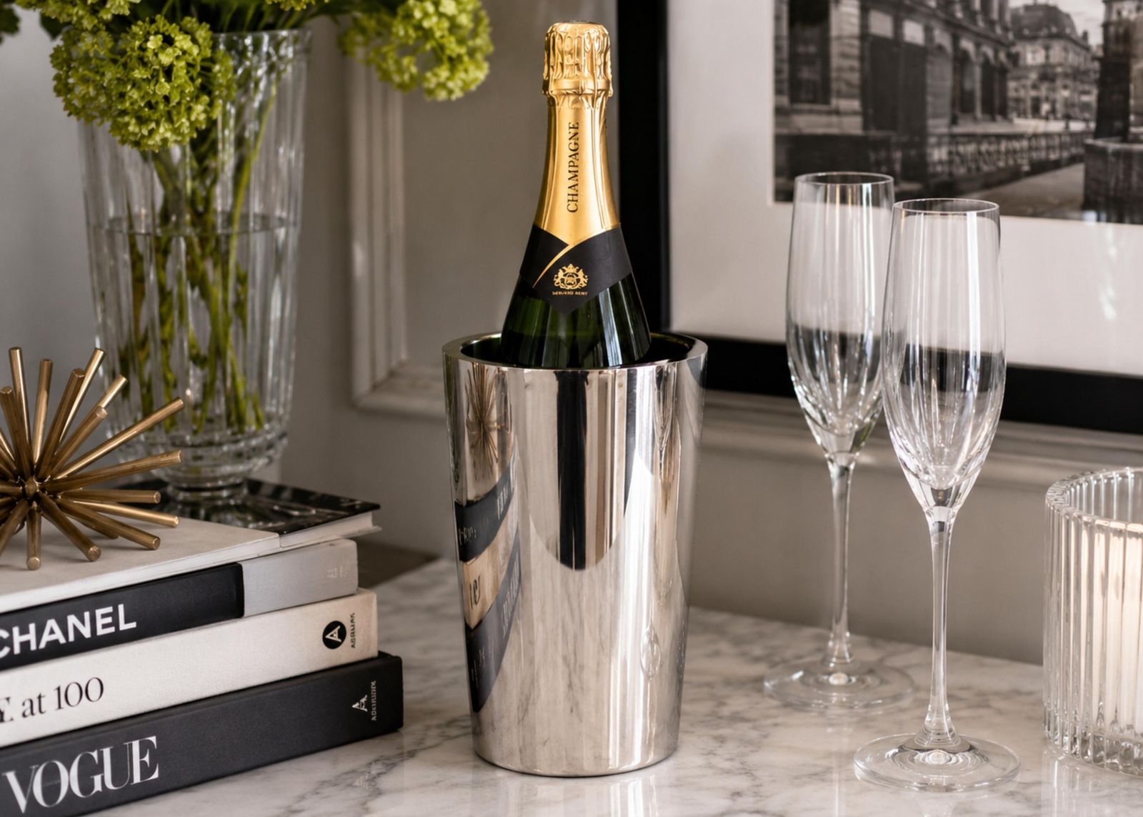 Seau à champagne moderniste en acier inoxydable / refroidisseur à vin, décoration intérieure moderne, idée cadeau photo furniture