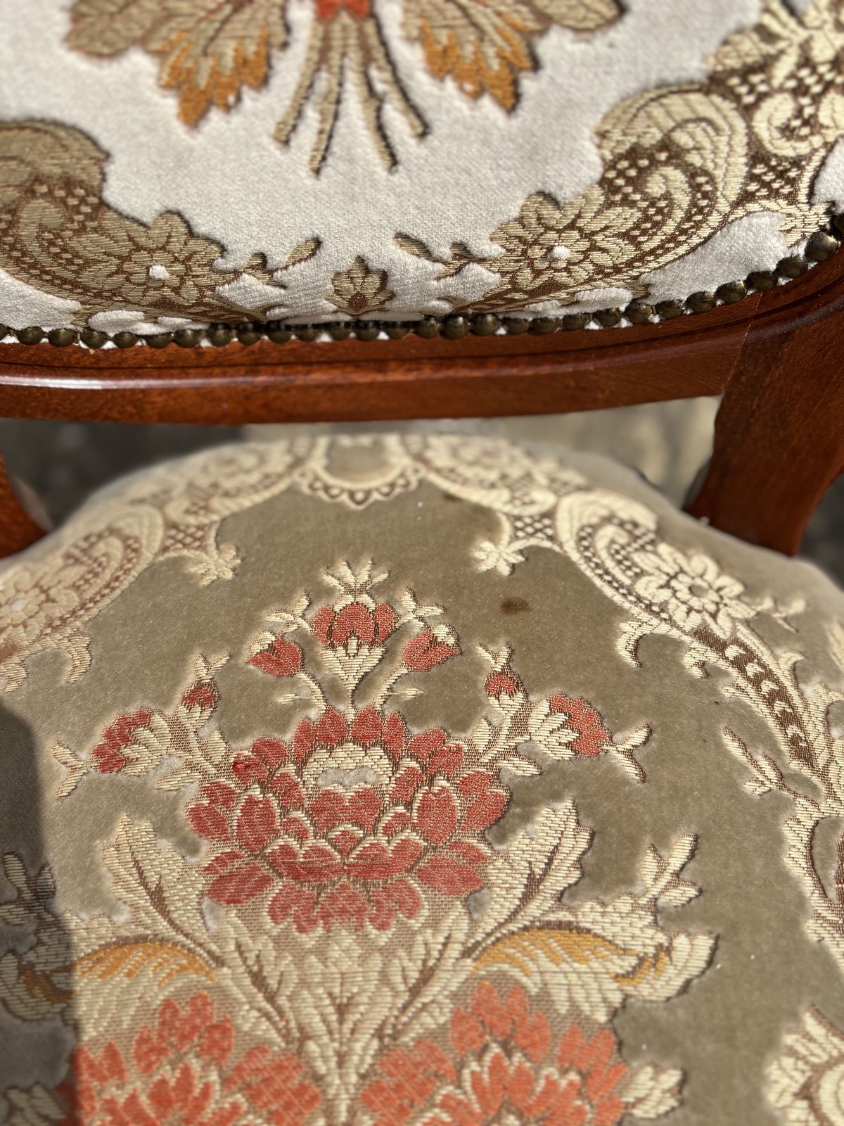 Set Of 6 Vintage Walnut French Louis XV Revival Dining Chairs Including 2 Carvers photo buy
