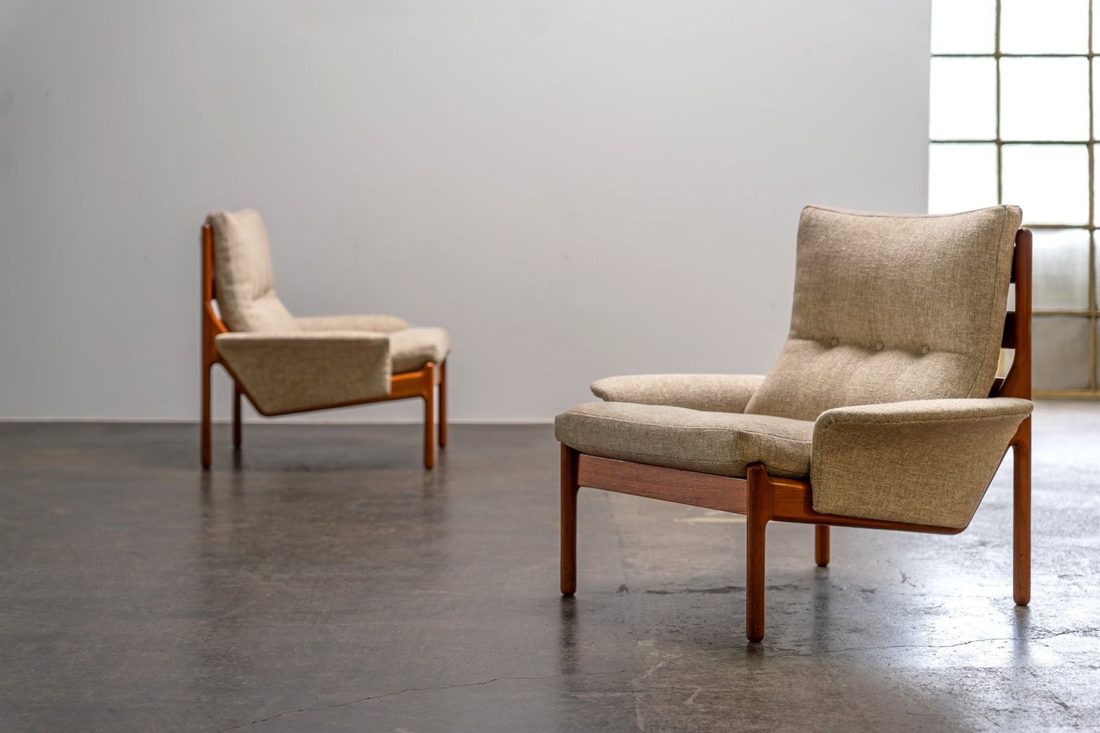 Lounge Chairs By Illum Wikkelsø For C F Christensen Silkeborg, 1970s, Set Of 2 photo vinterior