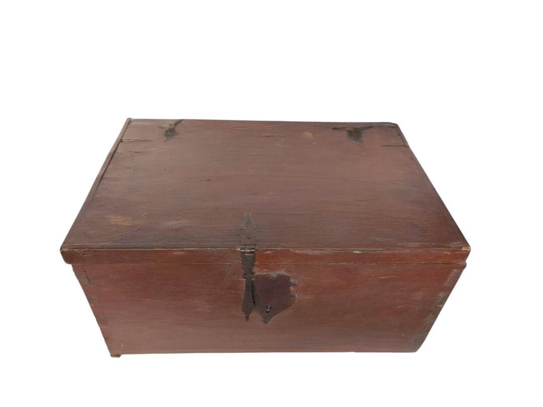 Antique Wooden Box From The 17th Century photo furniture