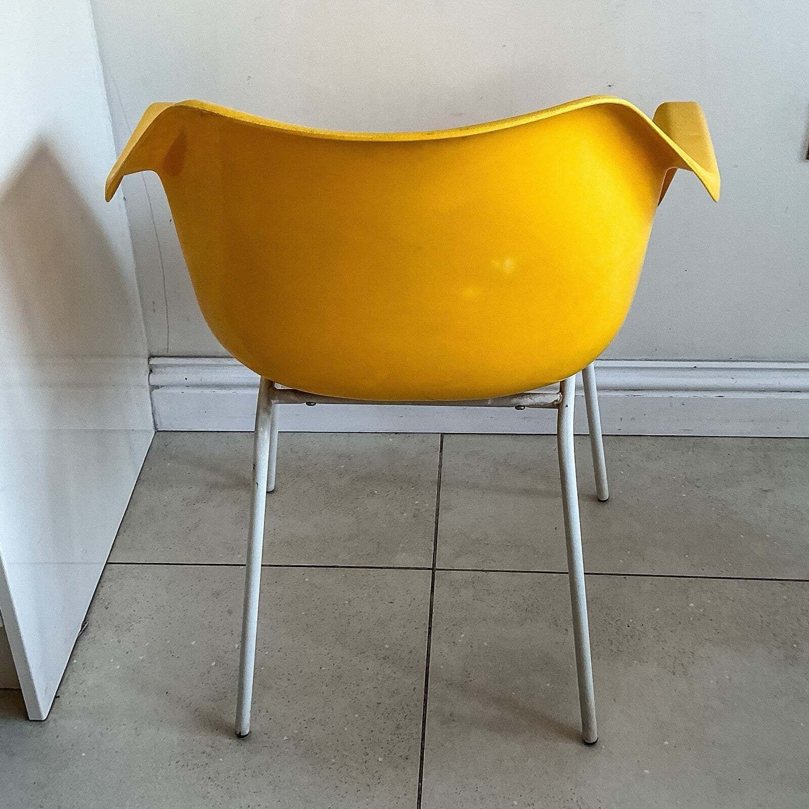 Robin Day For Hille Early Original Yellow Hille Bucket Armchair Chair 70s photo Furniture