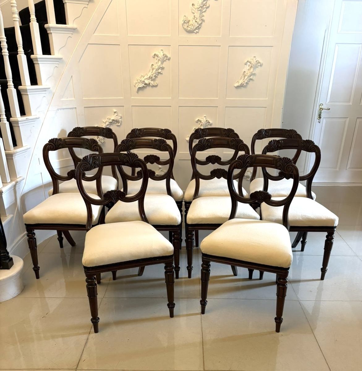 Antique Set Of 10 English 19th Century Carved Mahogany Dining Chairs