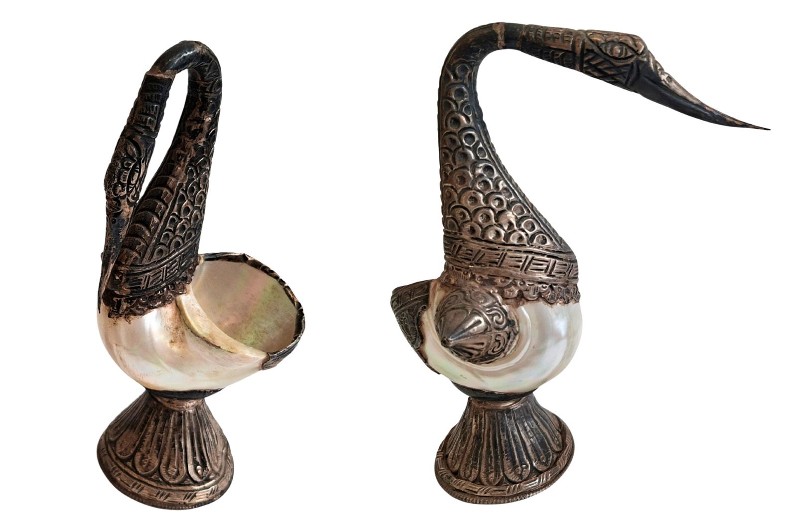 Coppia Esclusiva Di Cigni Anglo Indiani In Conchiglia E Argento – 1950 photo furniture