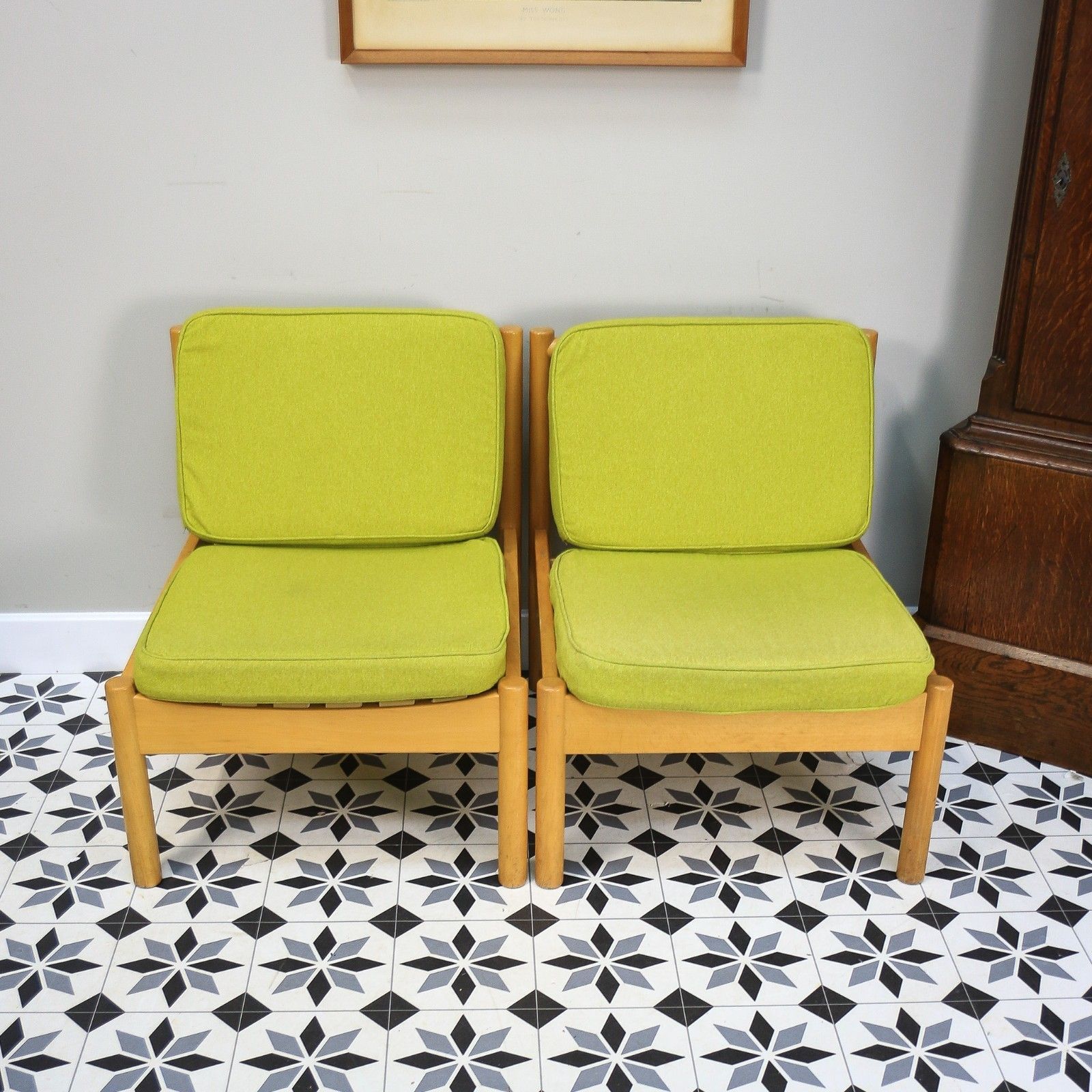 Ercol 747 Modular Lounge Chairs Set Of 2 In Lime Green. photo vinterior