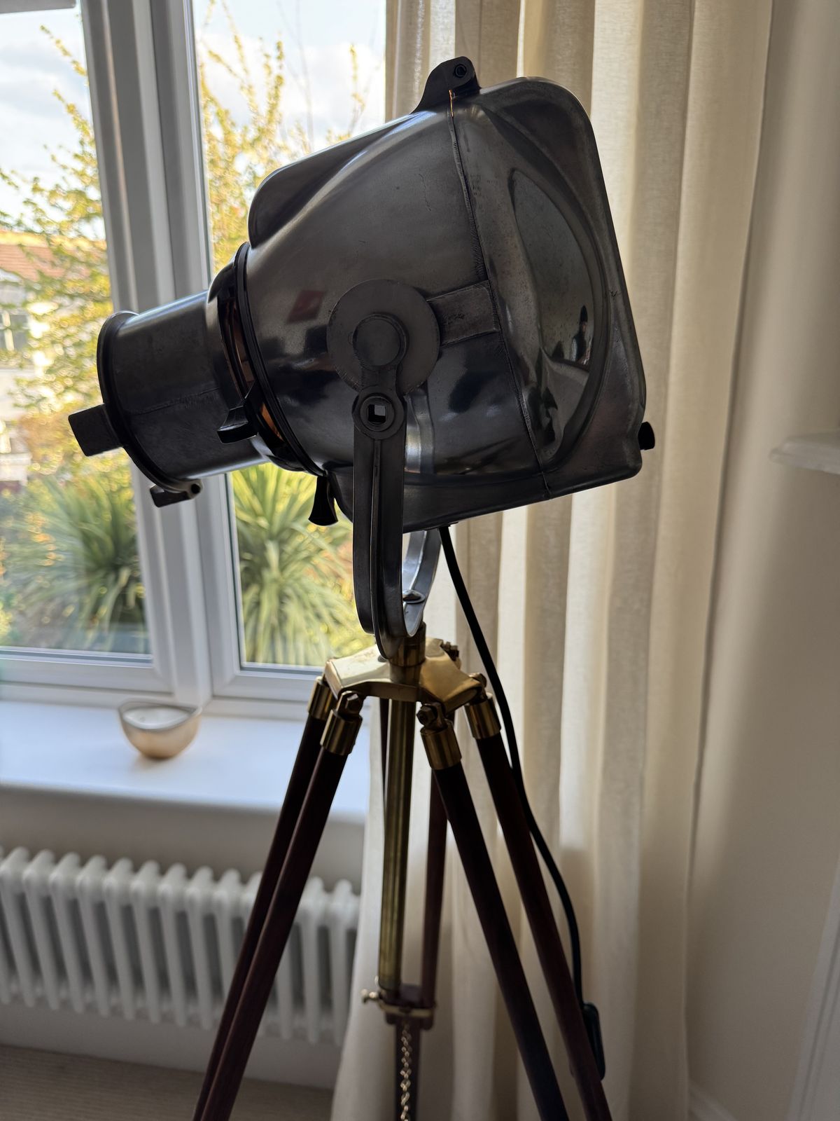 Vintage Polished Strand Electric Patt 23 Mirror Finish Spotlight On Teak & Brass Tripod photo 895.0