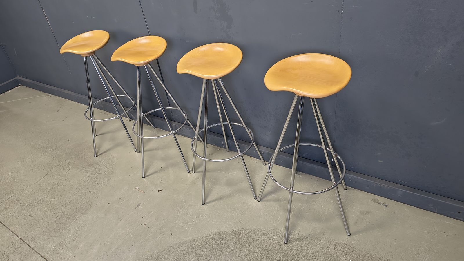 photo furniture Set Of Jamaica Swivel Bar Stools By Pepe Cortès For Bd Barcelona, 1990s