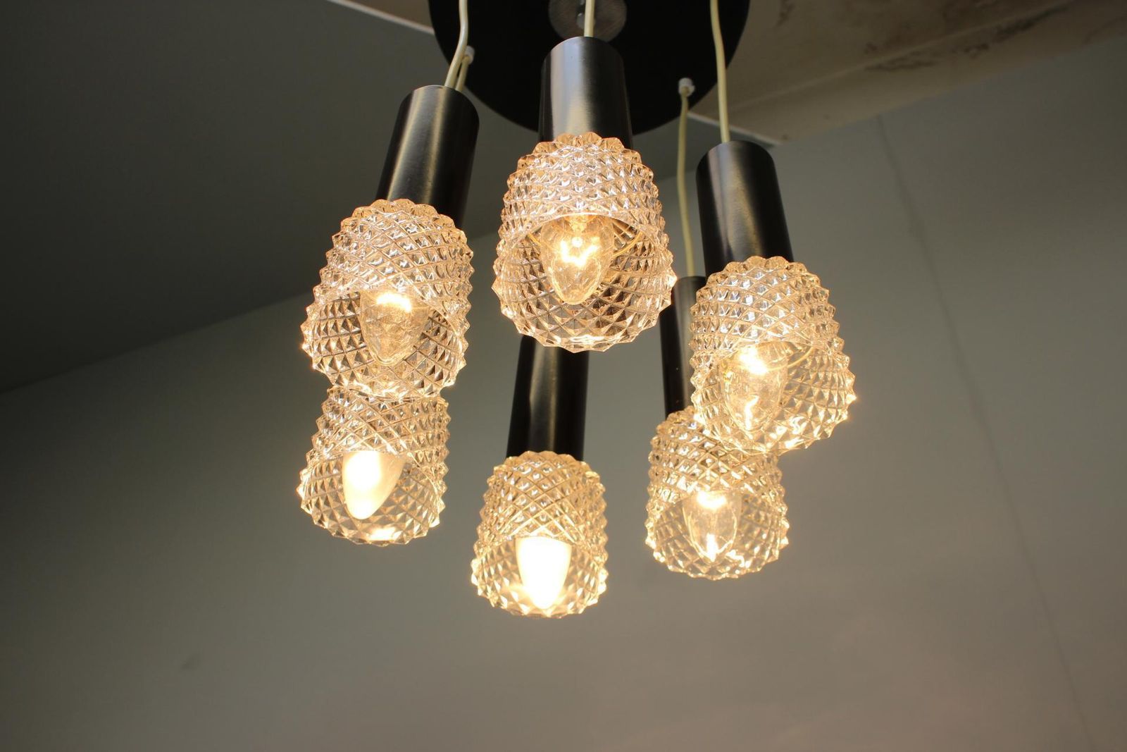 photo vintage 1970s Czechoslovak Mid Century Modern Five Light Glass Pendant Chandelier