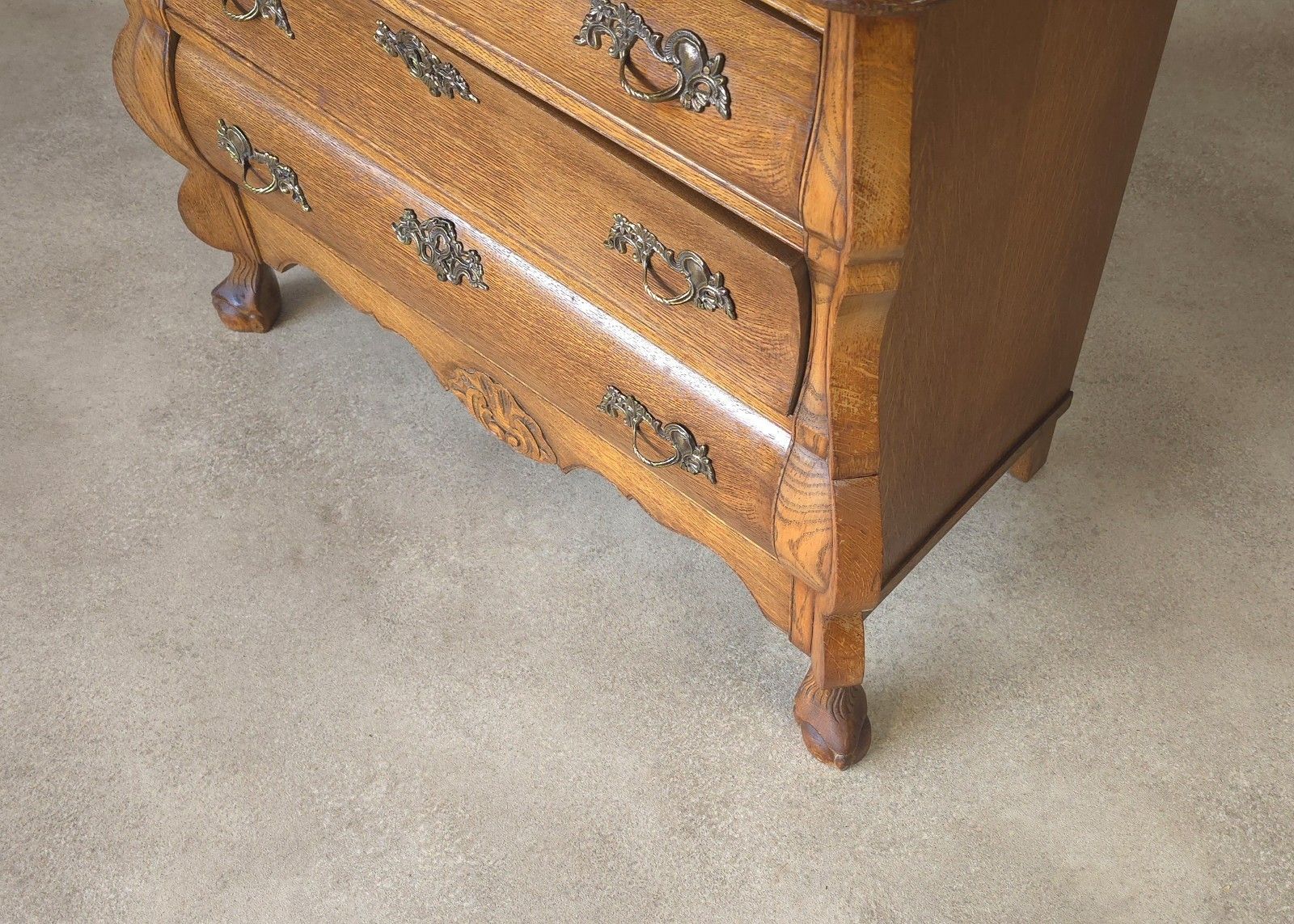 photo vintage Dutch Bombe Oak Chest Of Drawers Small Commode Vintage Ball & Claw Feet