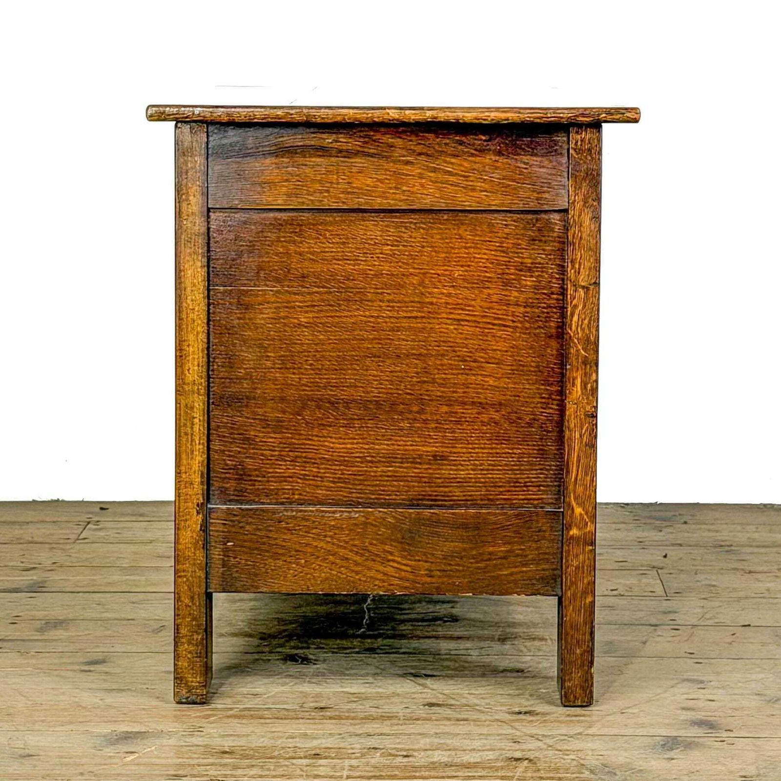 Late 20th Century Oak Coffer | Antique Coffer | Antique Furniture | Antiques | Antique Storage (M 6860) photo vintage