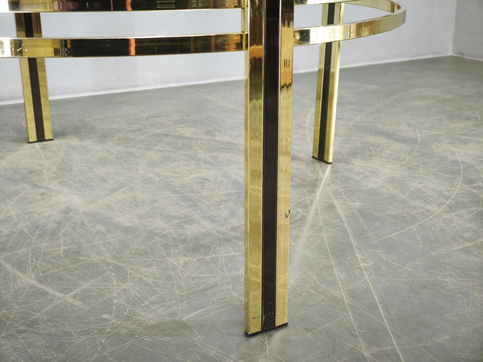 Italian Brass And Glass Round Coffee Table, 1970s photo vintage