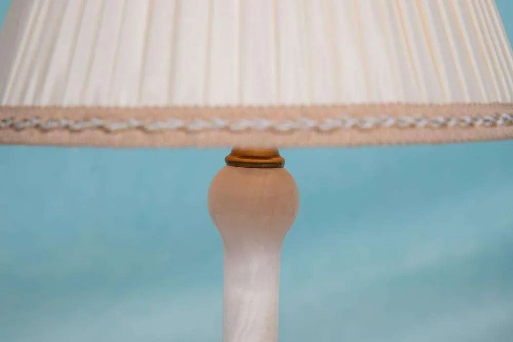 Boho Chic Natuurstenen Tafellamp, Mid Century Onyx Tafellamp. photo vintage