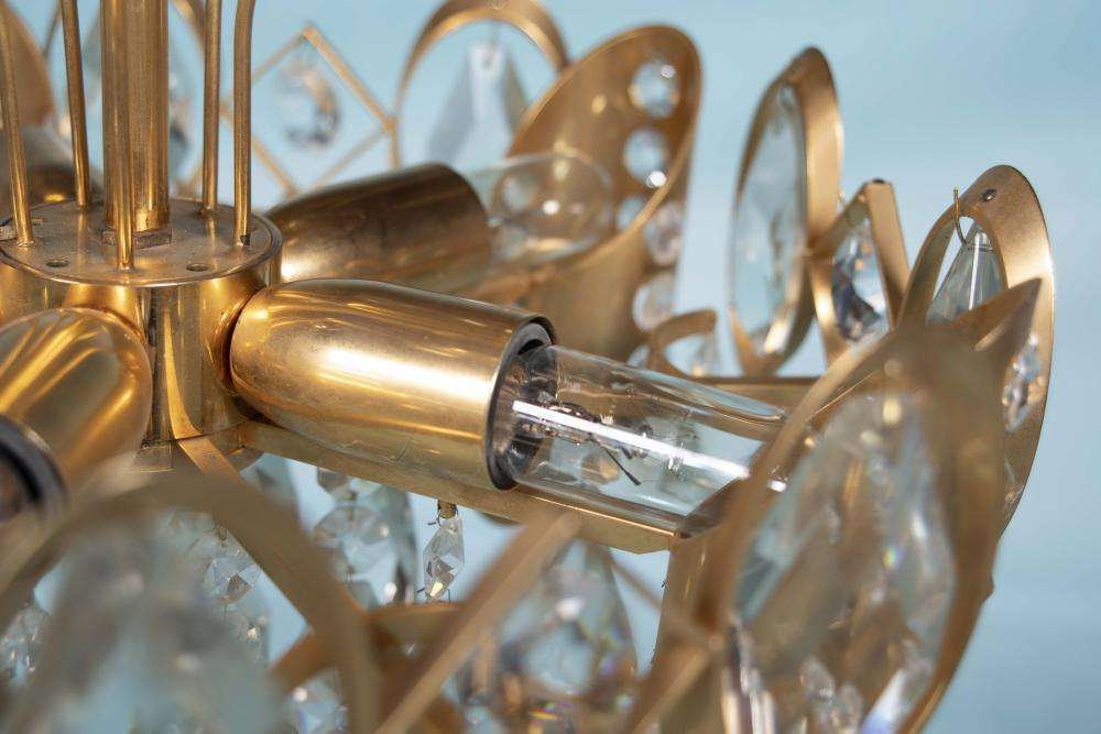 Midcentury Palwa Crystal Chandelier photo vinterior