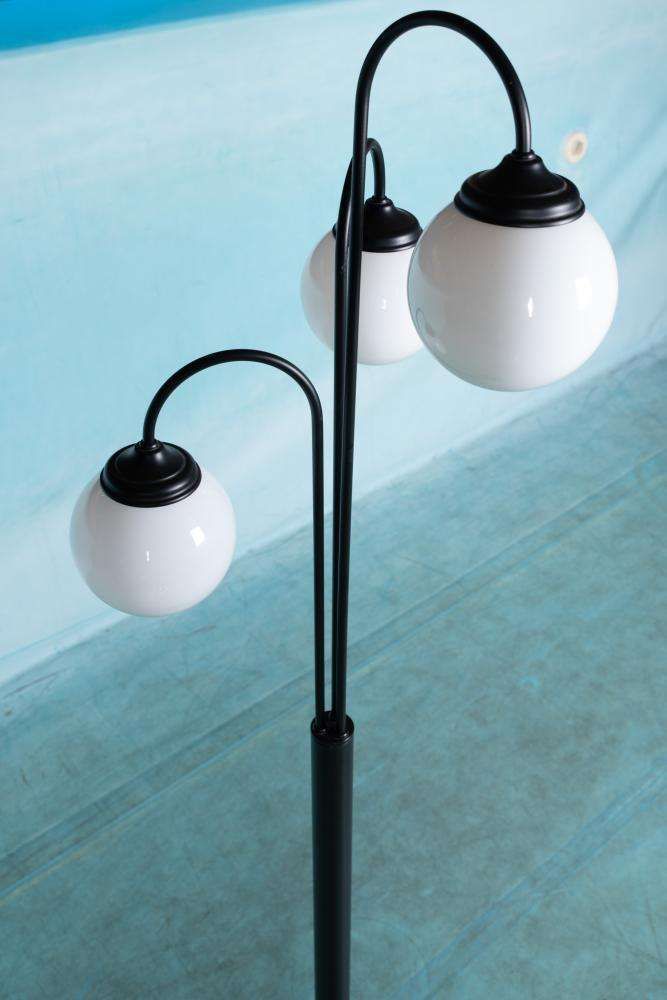 Space Age Waterfall Glazen Vloerlamp, Minimalistische Vloerlamp Bij De Tijd: Vintage & Design Meubelen – Space Age Waterfall Glazen Vloerlamp, Minimalistische Vlo photo furniture