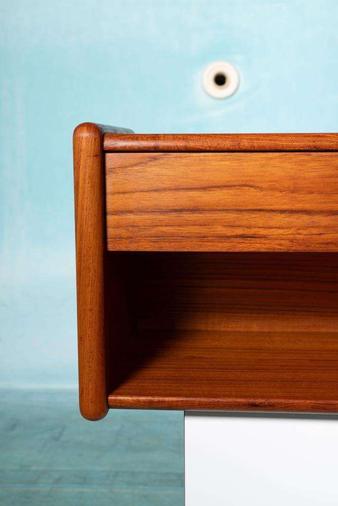 Midcentury Teak Wall Set, Minimalist Kai Kristiansen Console photo vinterior