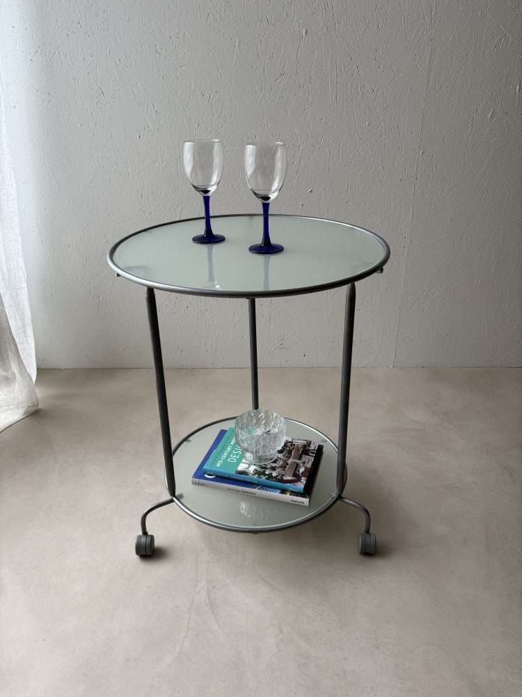 Ikea Tweelaags Serveerwagen Met Glas