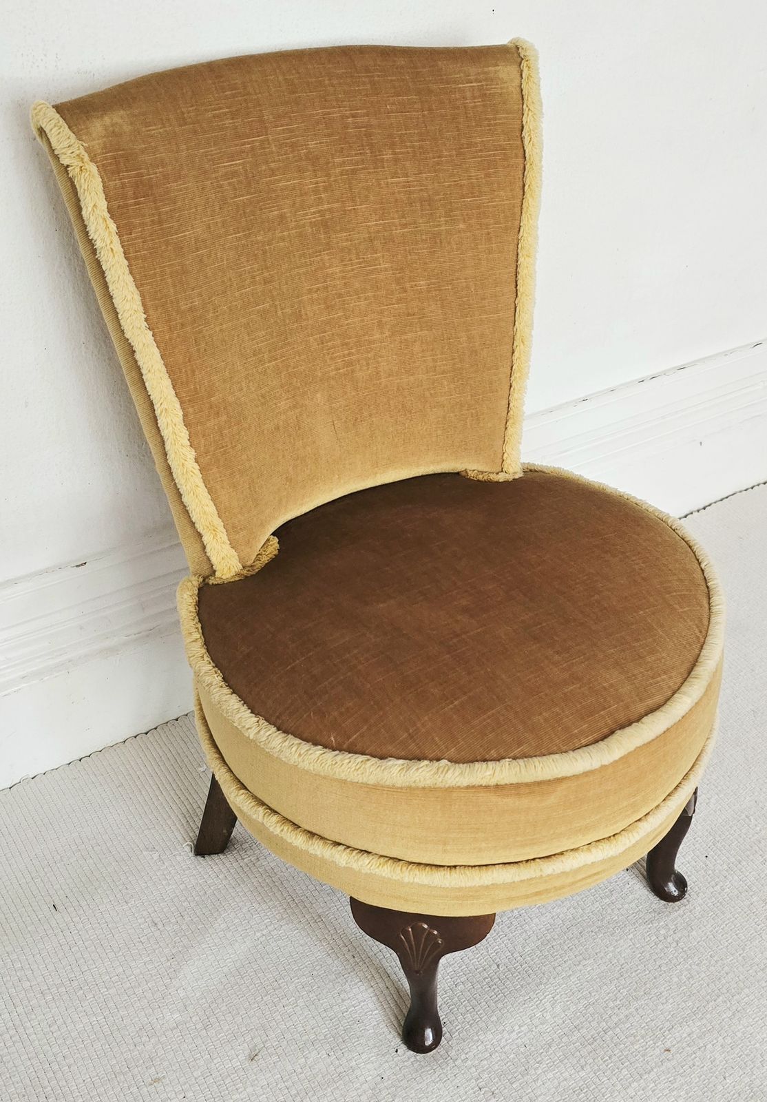 Art Deco Gold Velvet Bedroom Chair With Carved Mahogany Legs, 1930s. photo buy
