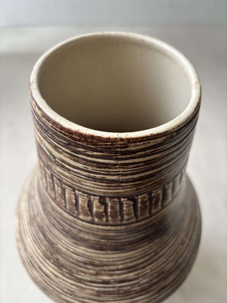Japandi Keramische Spara Vloervaas Jaren '70 Minimalistische Vaas photo Woonaccessoires