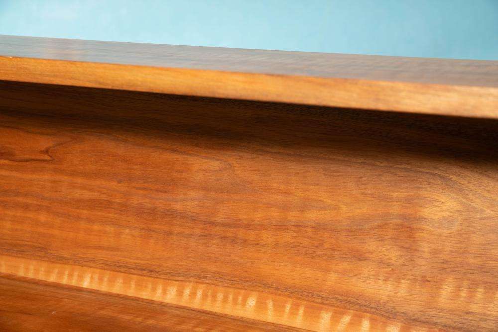 photo for sale Minimalistische Wandconsole In Walnootfineer, Mid Century