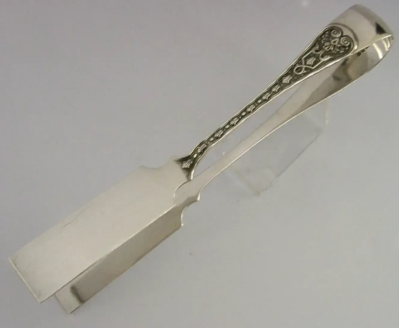 Grandes pinces de service en argent massif sterling 148 g, 1963, Garrards photo Décoration