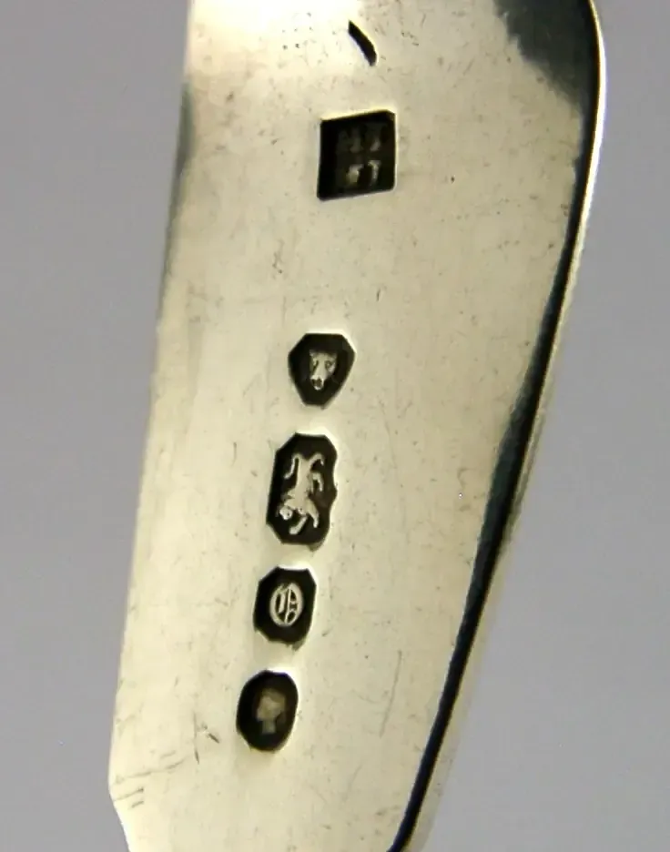 Cuillère à thé victorienne en argent massif sterling, bol en coquille Saint-Jacques, 1849 photo vinterior