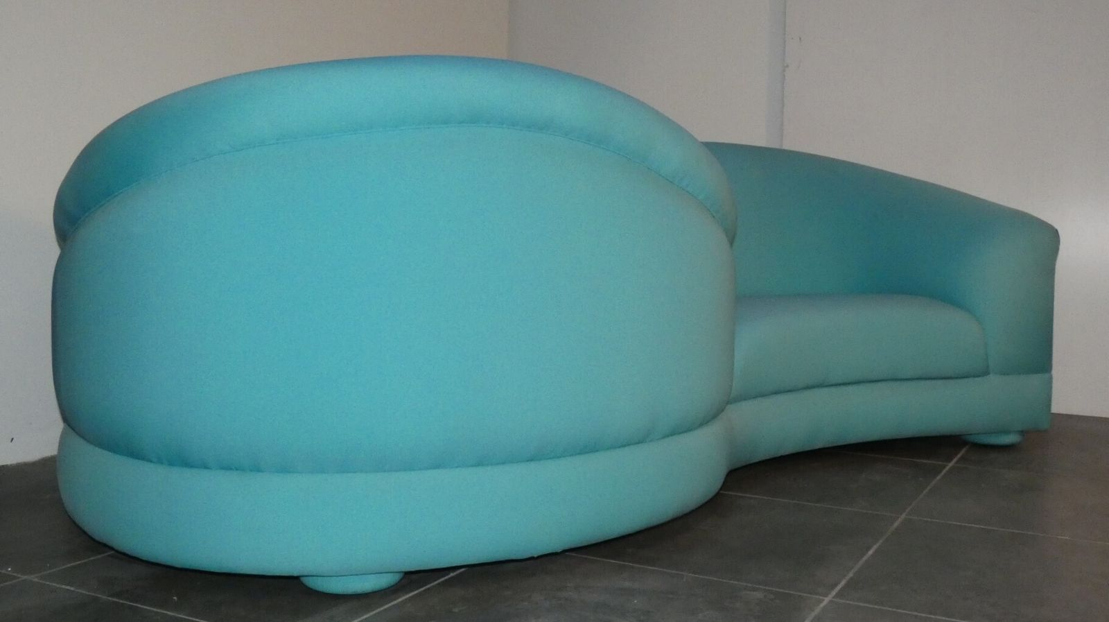 photo furniture Toi Et Moi Sofa In Jersey From Arpex International, Rome, Italy, 1970